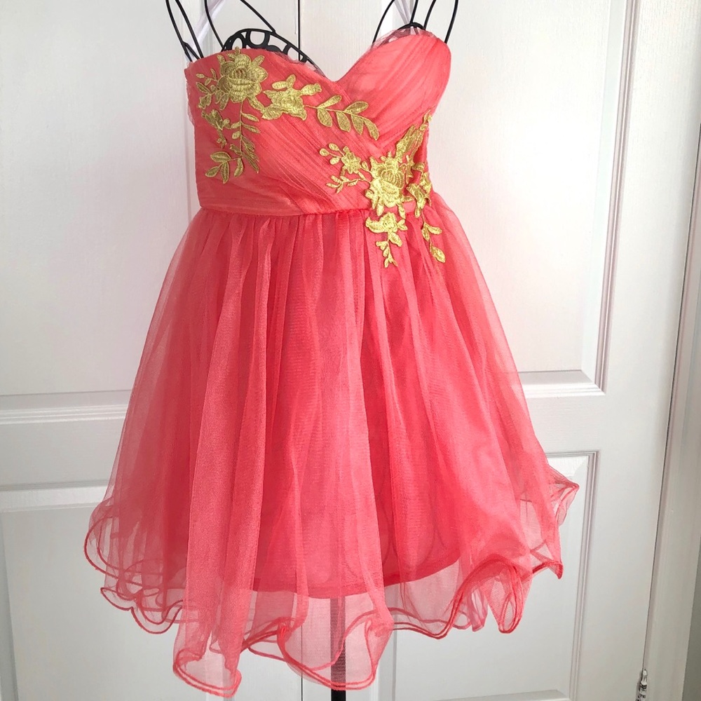 Strapless Sweetheart Neckline Coral Formal Cocktail Short Dress